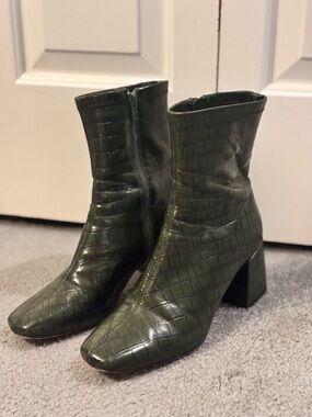 Anthropologie Silent D Carina Heeled Ankle Boots Size 39 (8.5) - Dark Green